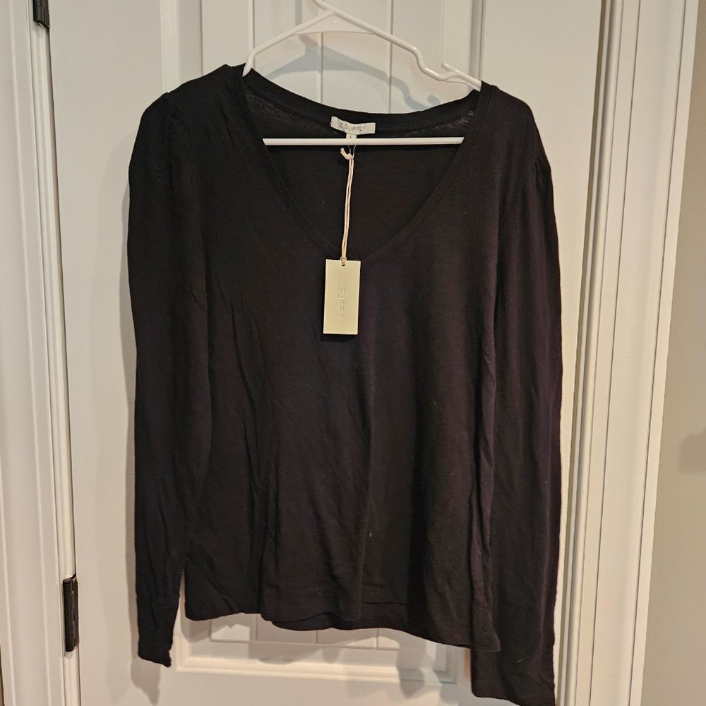 Z Supply Basic V Neck Long sleeve top